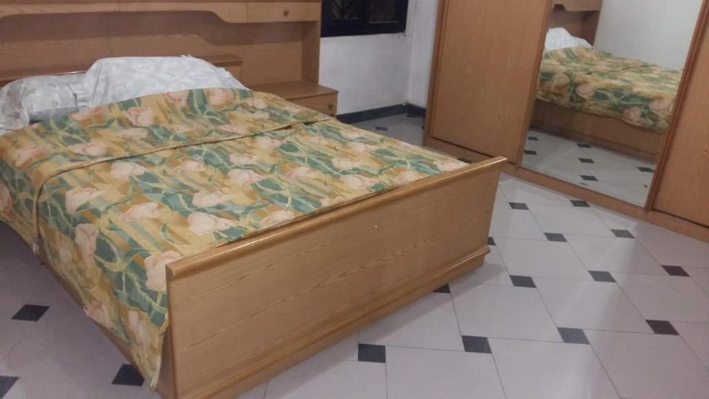 Apartment مفروشة فندقية بأرض الجولف أرقى واهدى حى بمصر الجديدة